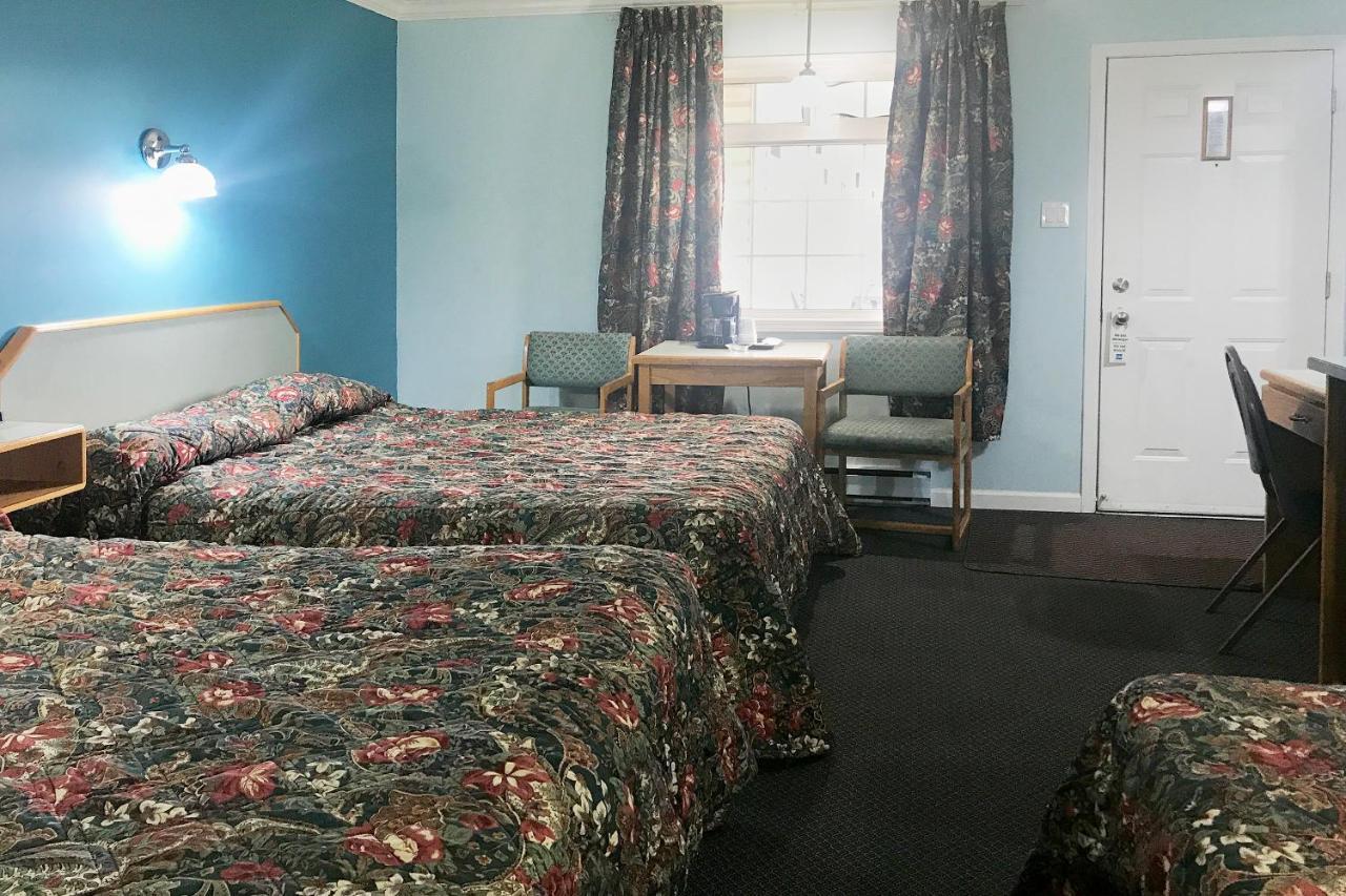 קמלופס Lamplighter Motel מראה חיצוני תמונה