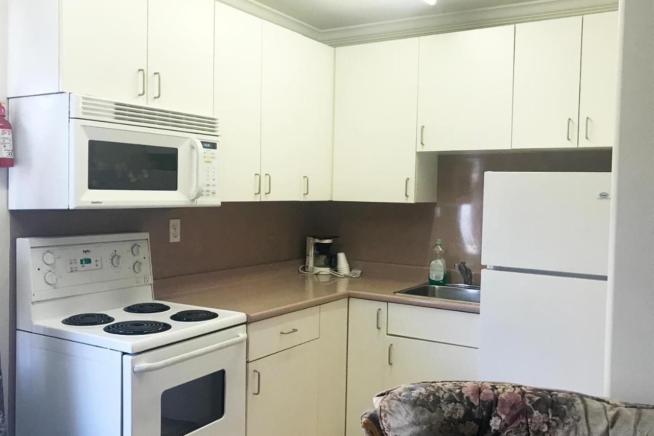 קמלופס Lamplighter Motel מראה חיצוני תמונה
