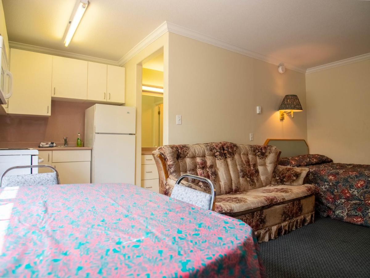 קמלופס Lamplighter Motel מראה חיצוני תמונה