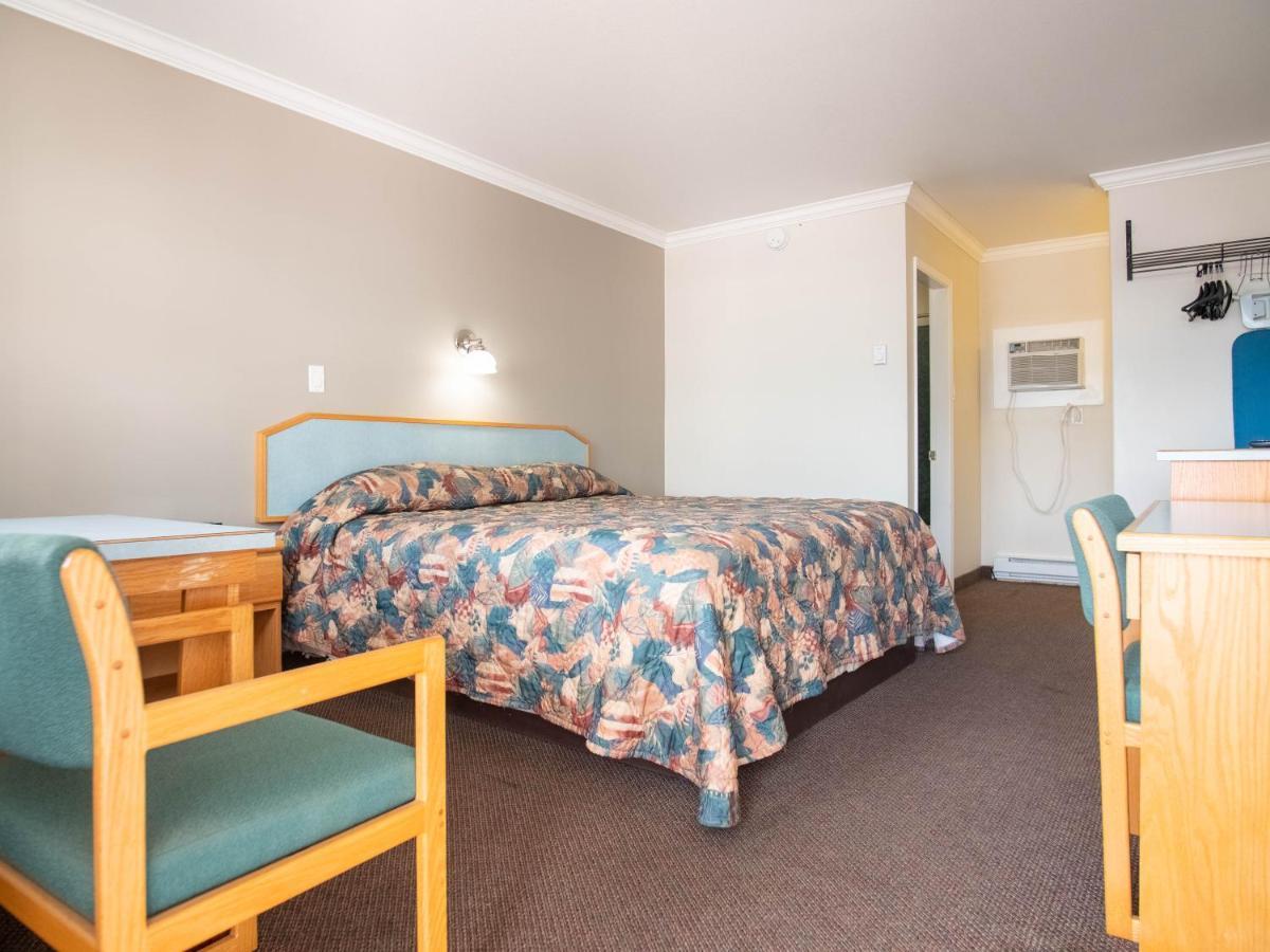קמלופס Lamplighter Motel מראה חיצוני תמונה